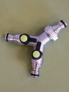 Mosazný rozbočovač AQ 460 Nelen pro zelen Mosazný rozbočovač AQ 460 Nelen pro zelen